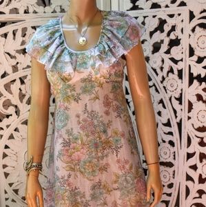 Vintage 70s muted floral print prairie style dress